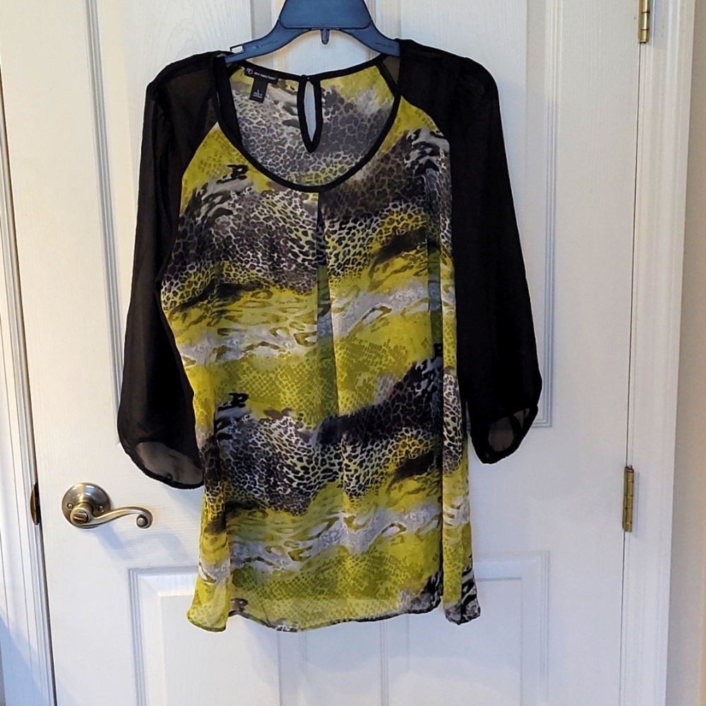 Women's Top